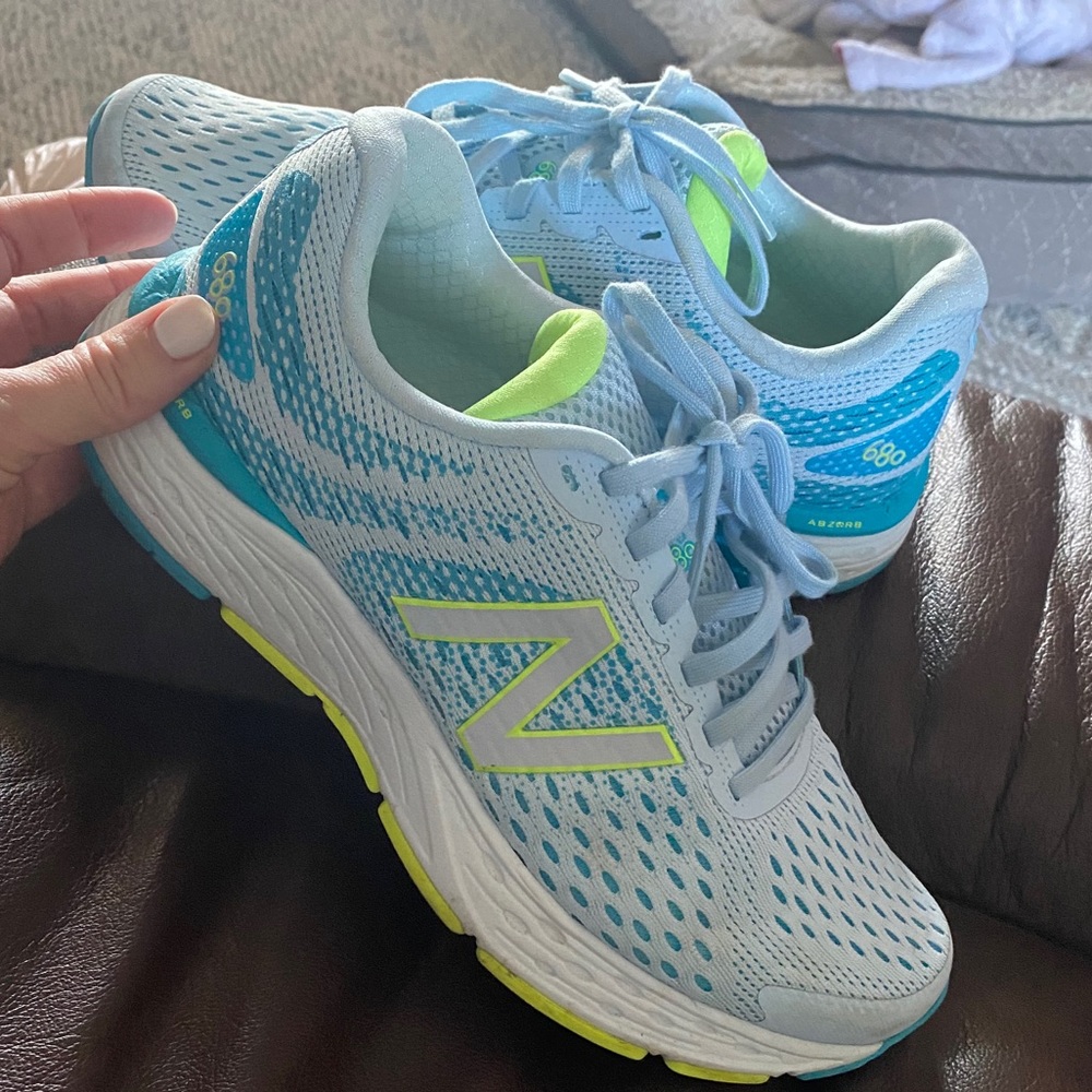 New Balance 680 Abzorb sneaker